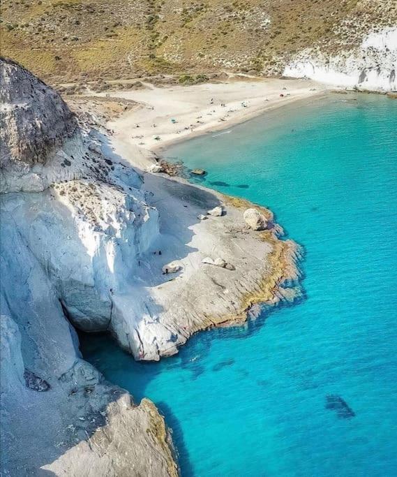 Appartamento El Playaiso De Aguamarga Agua Amarga  Esterno foto